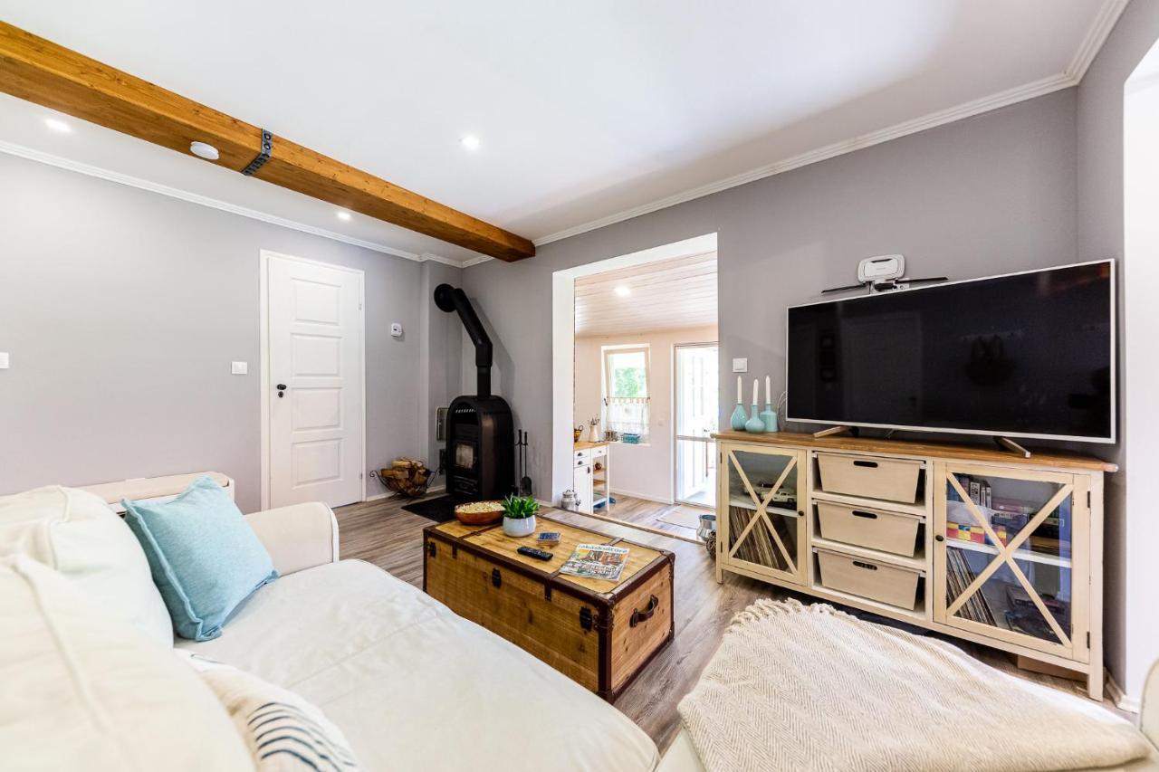 Berrybay Holidayhome บาลาตอนเคเรสตูร์ ภายนอก รูปภาพ